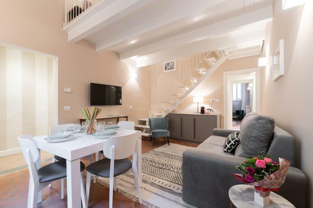 Scala Apartments Via Borgo Pinti فلورنس المظهر الخارجي الصورة